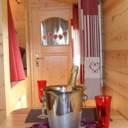 Bed and breakfast La Roulotte A La Ferme