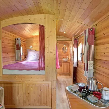 B&B La Roulotte A La Ferme Palogneux